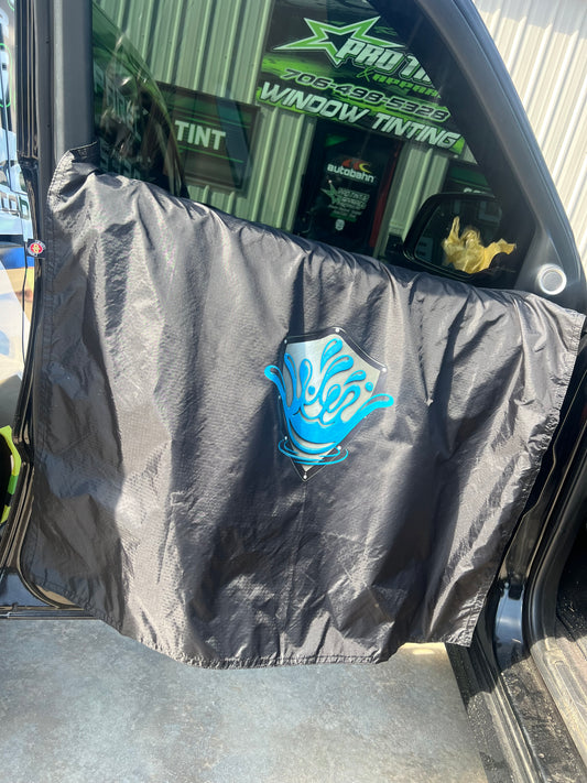 Dirty tools - Door panel cover